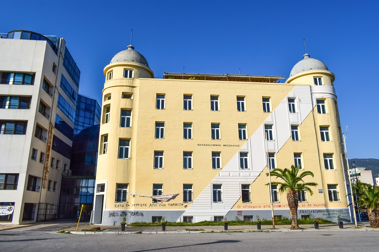 瓜瀝藍色嘉園最新房價動態(tài)分析與趨勢預(yù)測