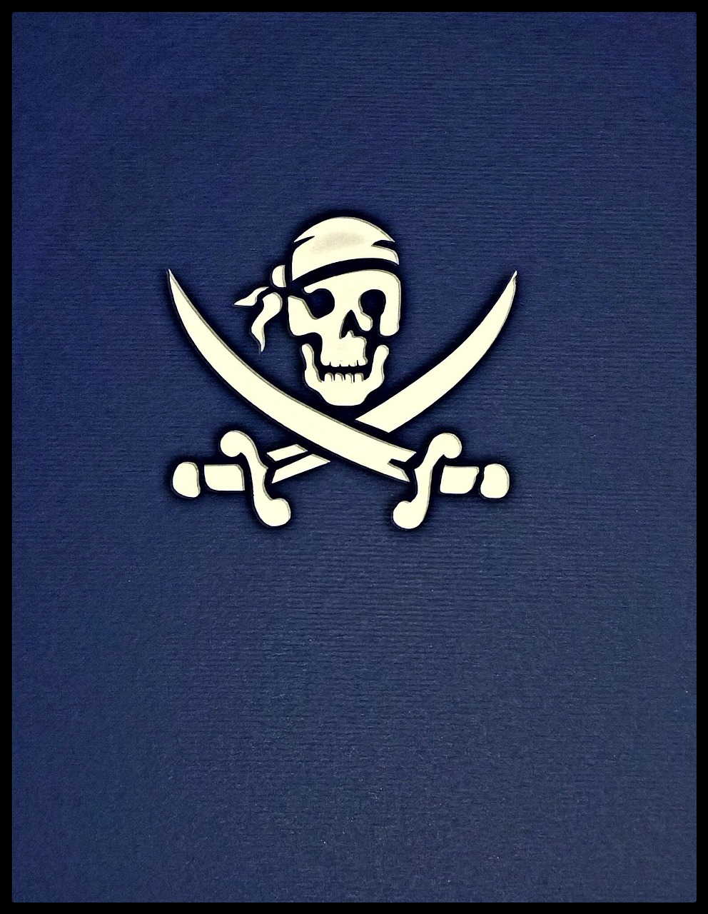 草帽海賊團(tuán)最新通緝令，風(fēng)云再起，海盜傳奇再啟征程