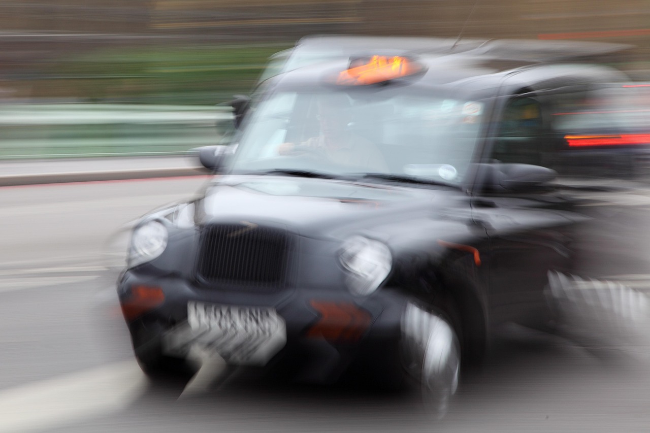 鄭州車輛限牌最新動態(tài)，政策調(diào)整引發(fā)市場反應(yīng)