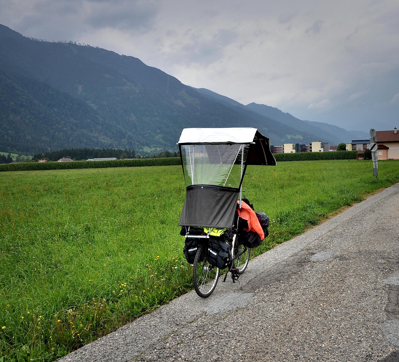 心藝電動(dòng)車2016最新款，無界之旅的探索之旅