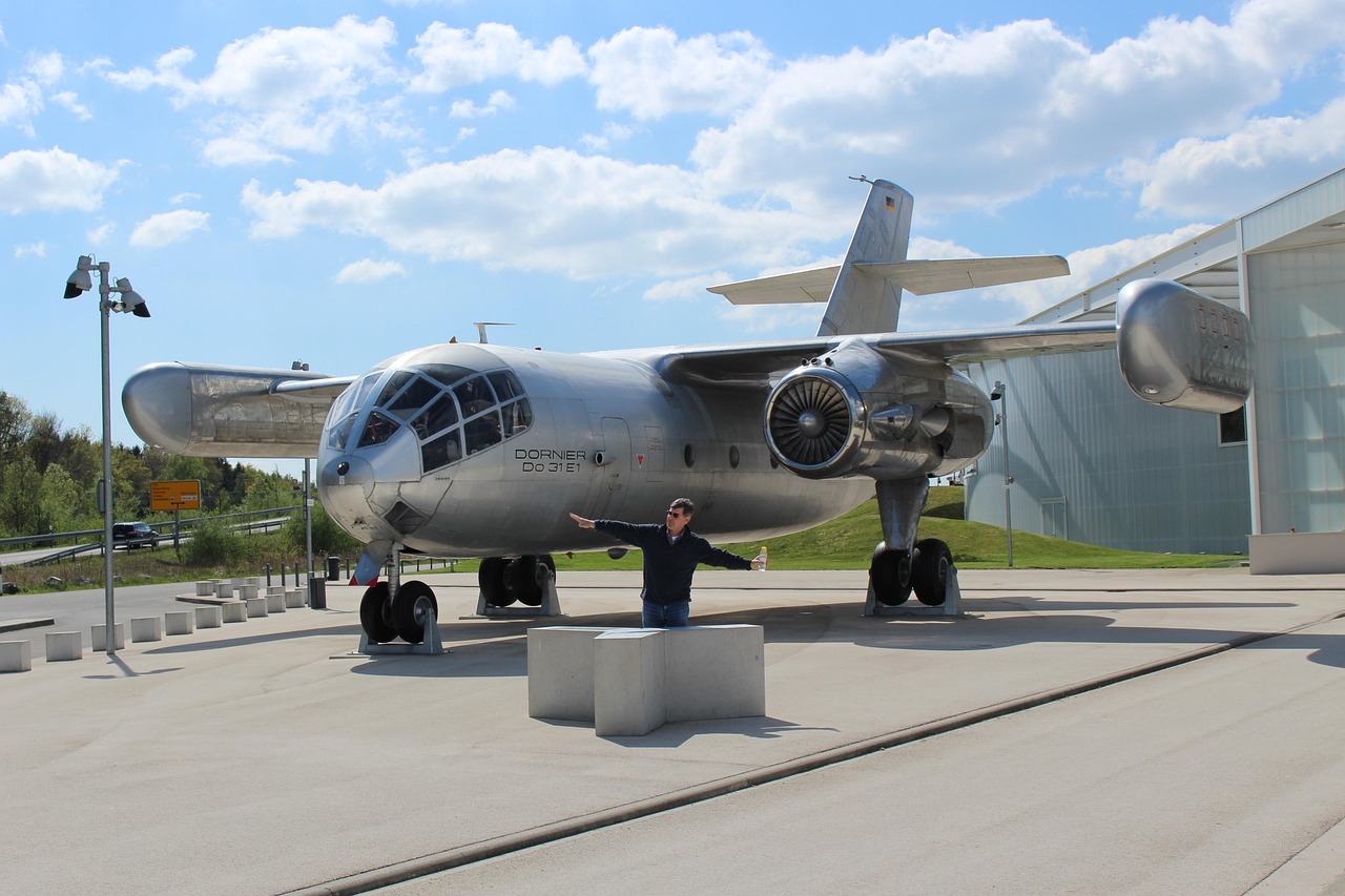 渦扇18發(fā)動(dòng)機(jī)最新技術(shù)進(jìn)展及未來展望，技術(shù)突破與未來應(yīng)用前景分析